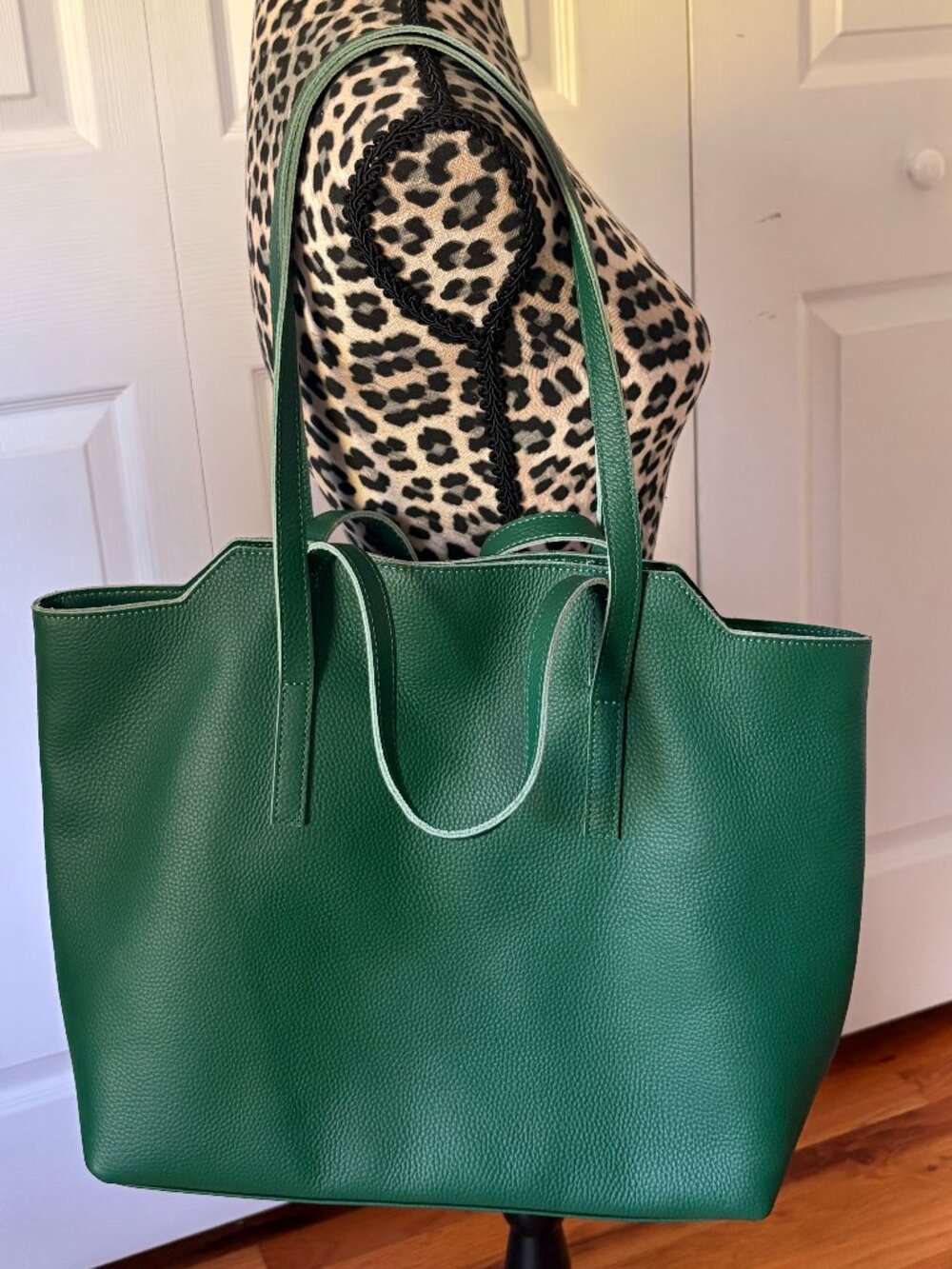 M.I.L.A. Kelly Green Leather Tote Bag Double Strap Today Show Steals Deals
